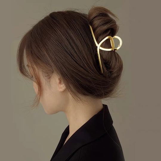 French Hair - Claw in Gold